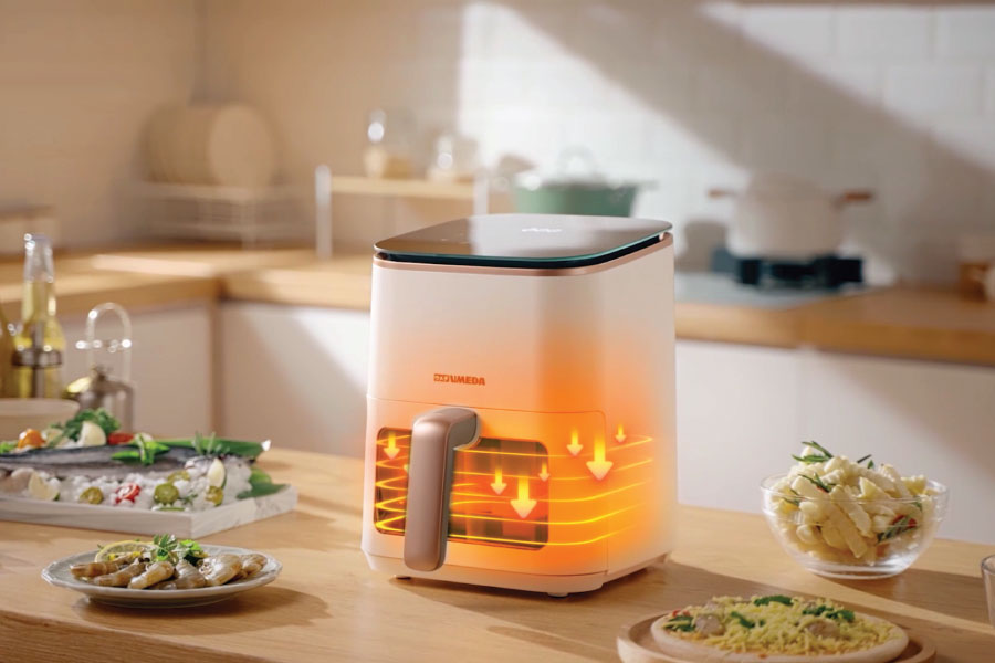 Menghantarkan panas lebih merata pada masakan.