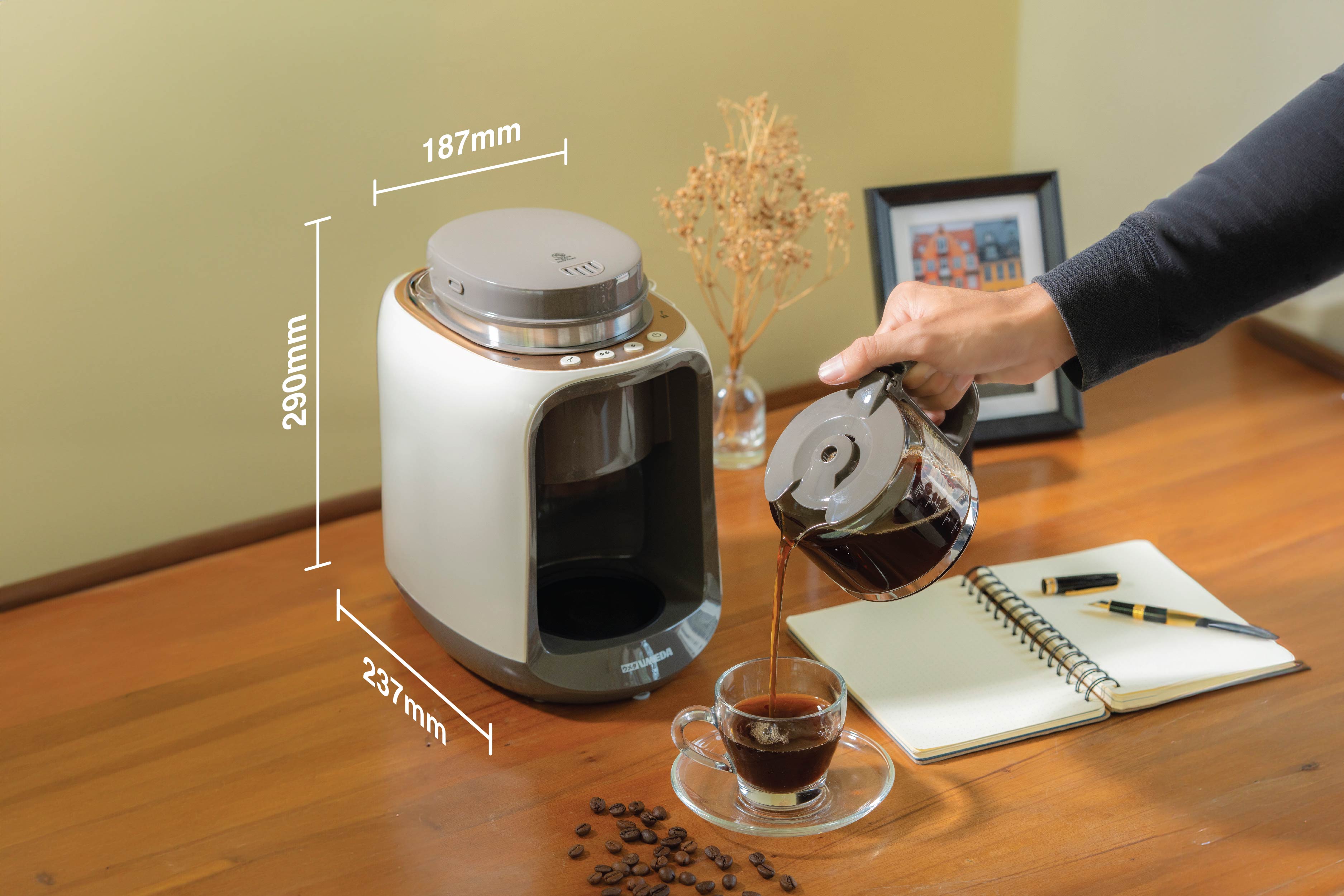 Desain sederhana dan elegan yang menambah kesan estetis.